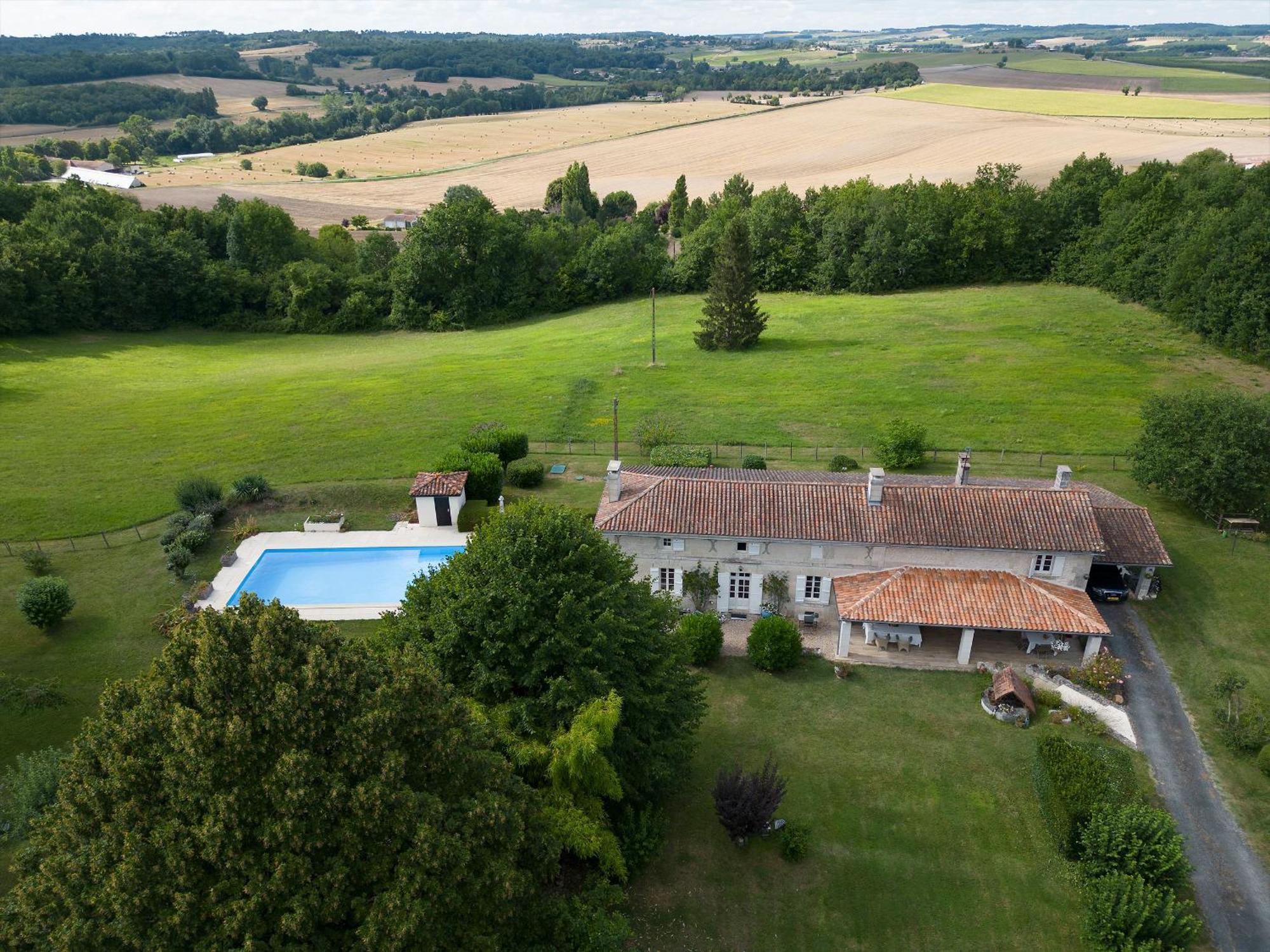 Le Boisdalon Bed & Breakfast Yviers Екстериор снимка
